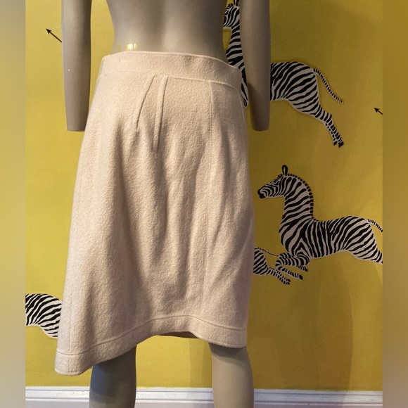 Eggshell wool skirt with - Picture 13 of 13